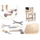 Warsztat z narzędziami drewniany na stoliku zestaw majsterkowicza