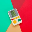 Gra Elektroniczna Retro – Przenośna Konsola Zręcznościowa Biała