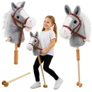 Szary hobby horse z miękką głową konia