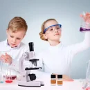 MIKROSKOP EDUKACYJNY ŚWIATŁA LED PRZYBLIŻENIE 1200X PREZENT DLA DZIECKA