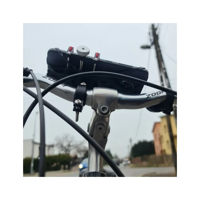 UCHWYT ROWEROWY ZACISKOWY NA TELEFON MONTOWANY NA KIEROWNICĘ ROWERU METAL